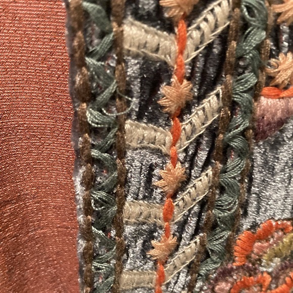 Johnny Was Embroidered Floral Velour Kimono Size Small - Picture 8 of 11